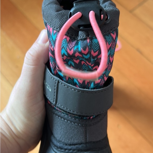 Toddler NEW Columbia Powderlite snow boots size 4! - Picture 3 of 4